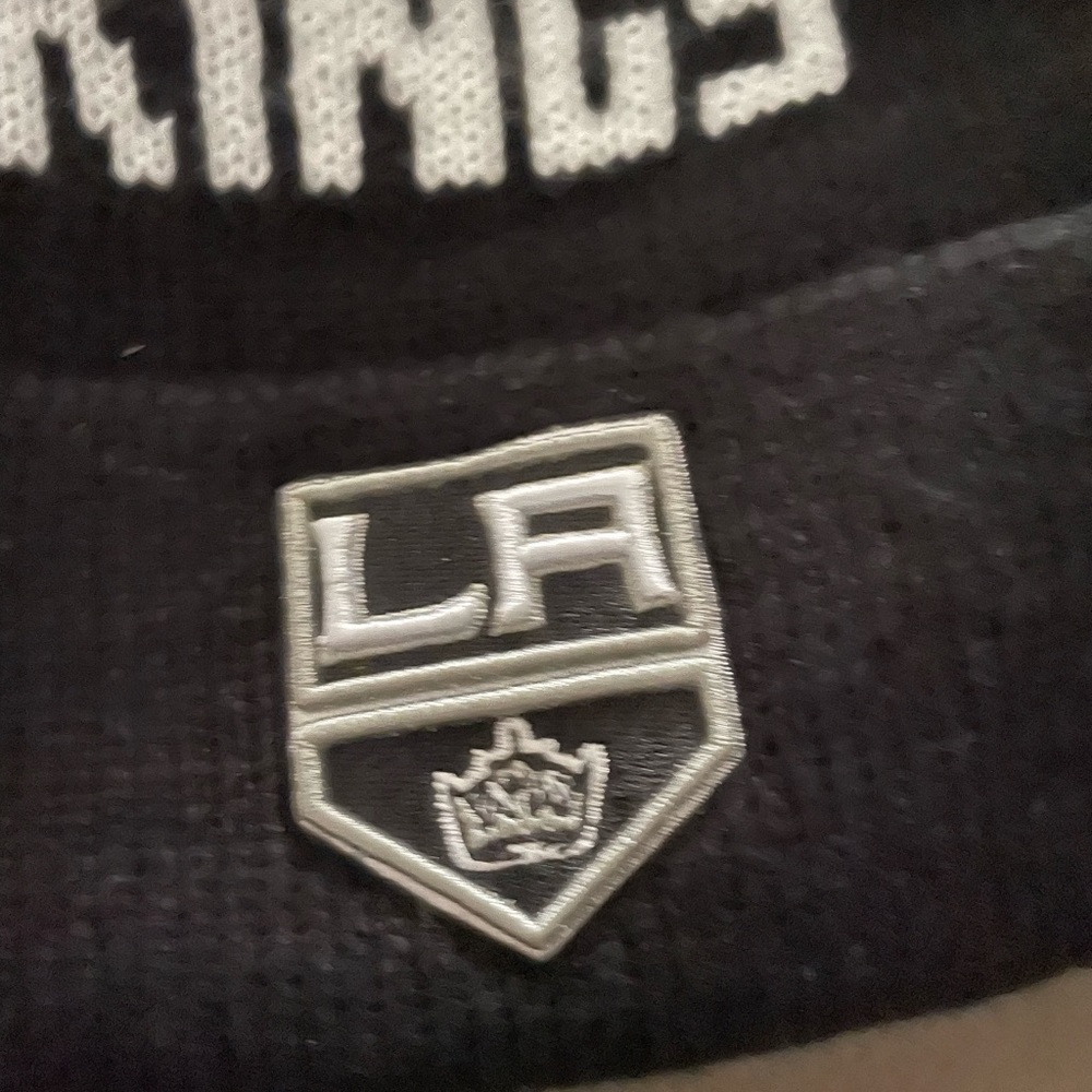 Set of 2 la kings beanies